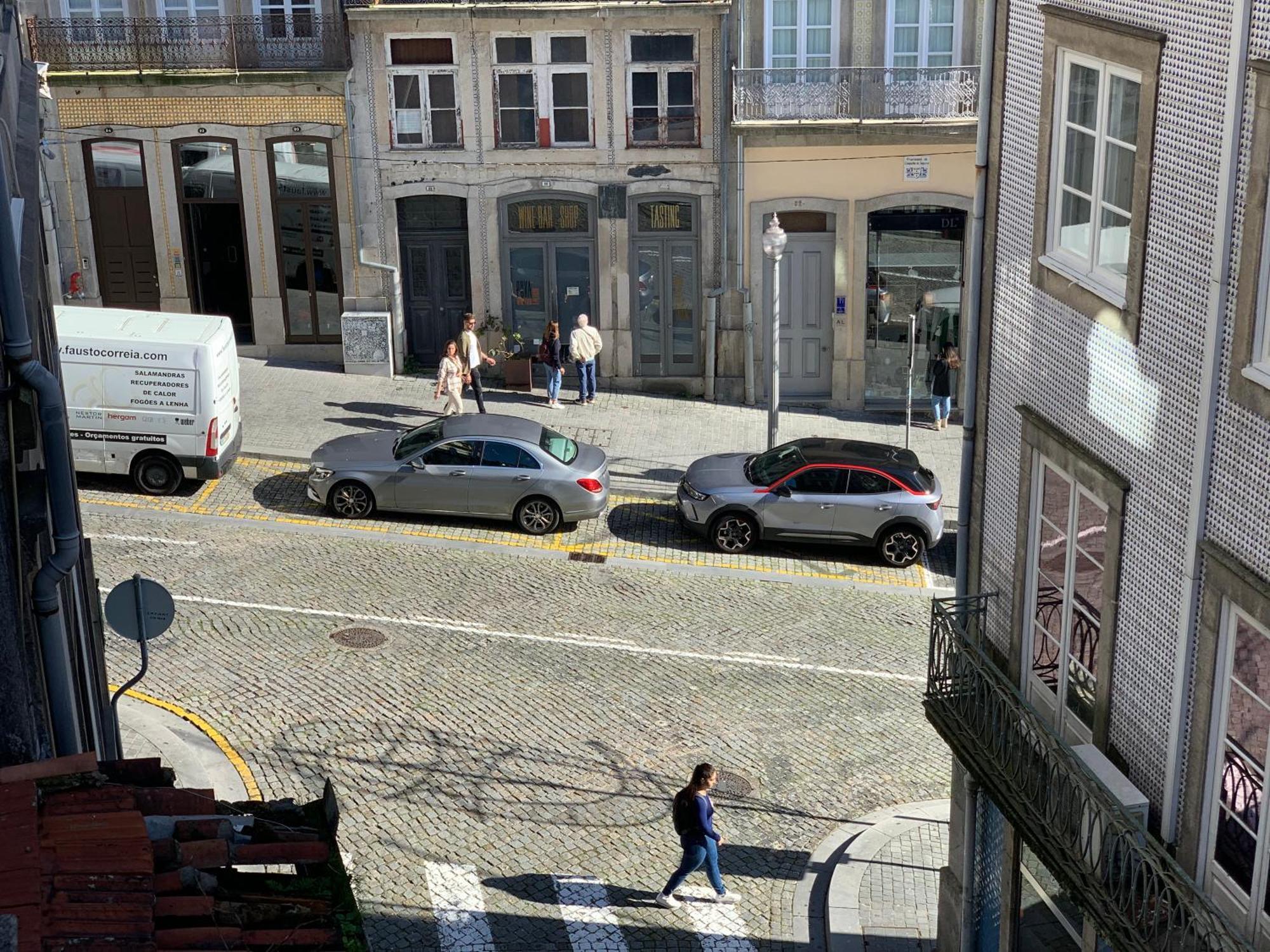 Ribeira Charming Apartments Порту Номер фото